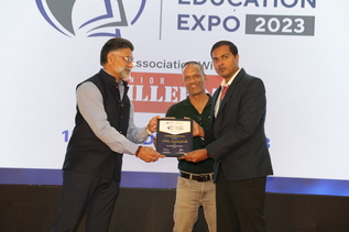 Pradeepawardphoto1.jpg